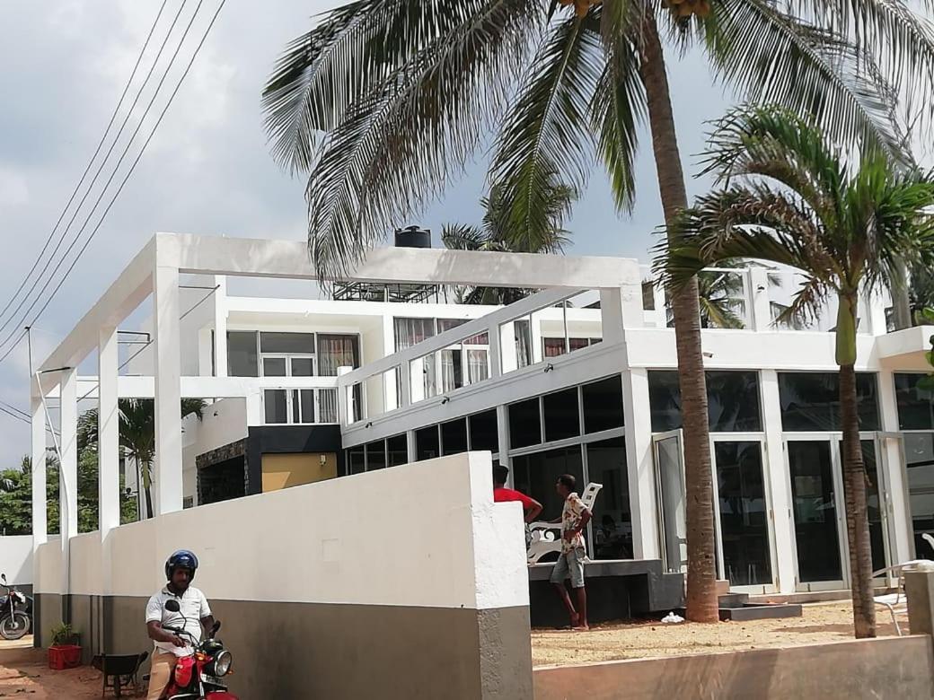 Saara Beach Hotel マラウィラ エクステリア 写真