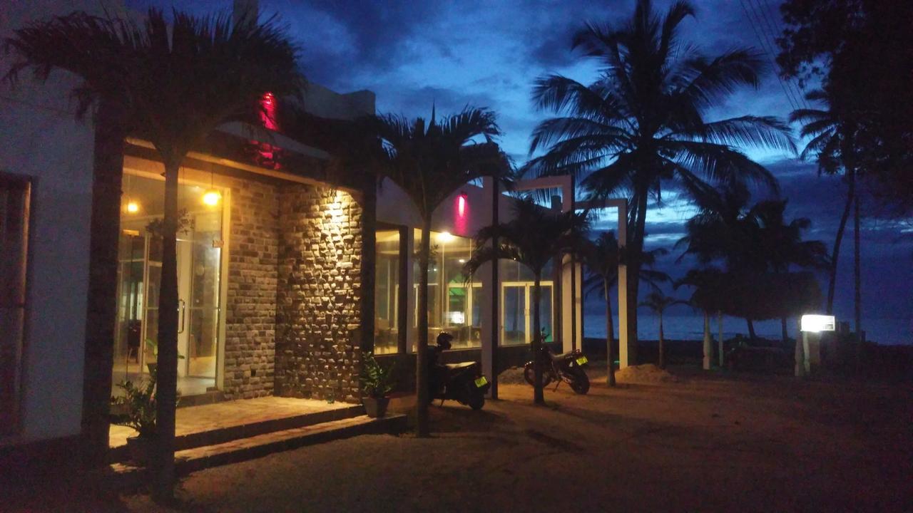 Saara Beach Hotel マラウィラ エクステリア 写真