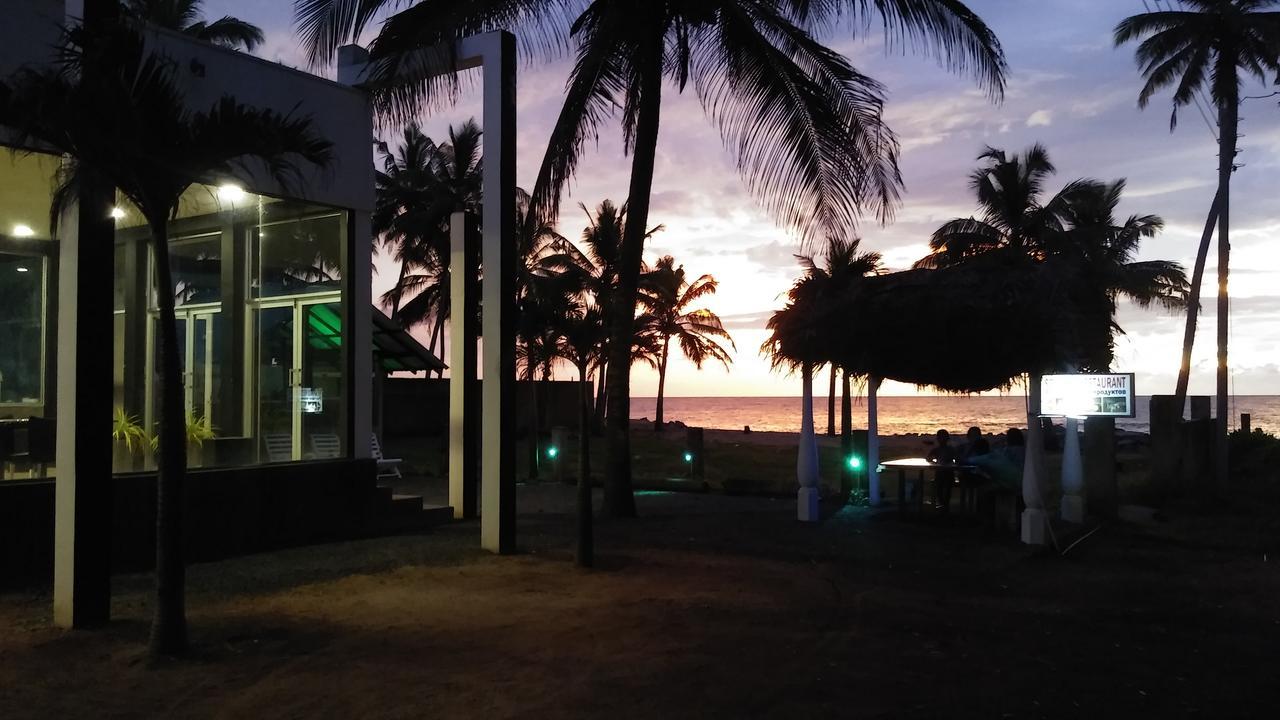 Saara Beach Hotel マラウィラ エクステリア 写真